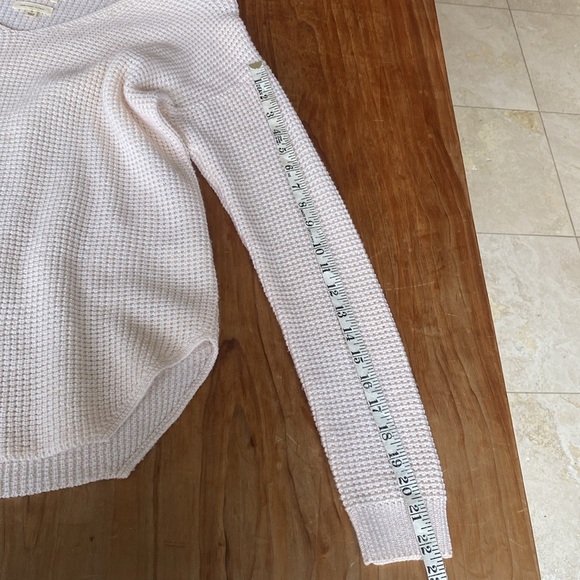 Wilfred Free Vneck Knit Sweater 100% wool - Picture 8 of 11